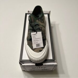 New With Box Guffy's Womens Camo Sneaker Size‎ 8.5 🔥🔥